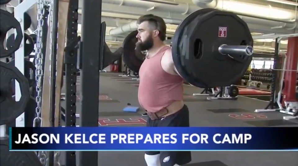 How Much Can Jason Kelce Bench Press? Discover His Impressive Strength
