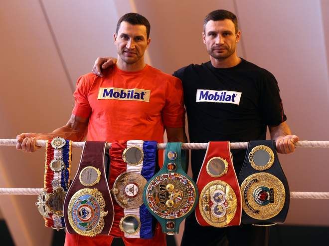 How Do Boxing Organizations Rank Their Fighters?