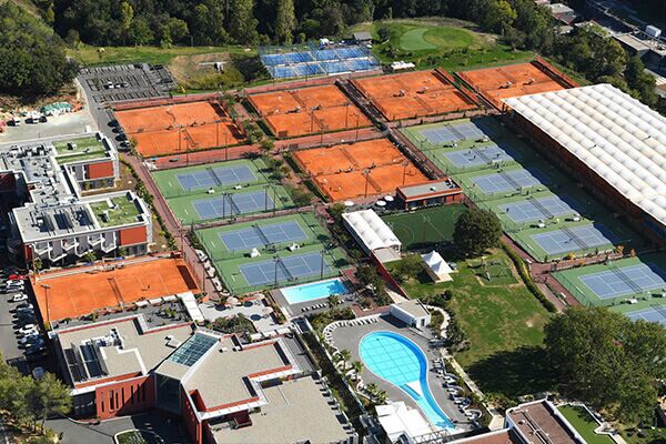 Discover the Best Tennis Academies in the World: Elite Training Programs for Future Champions