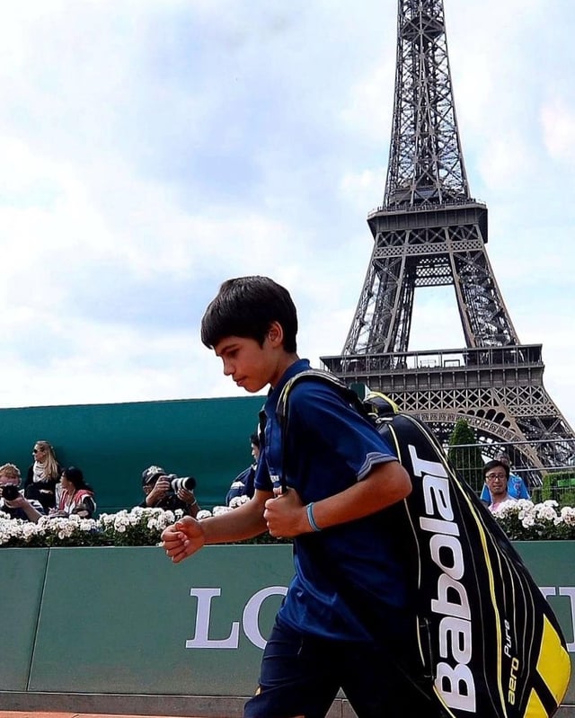 Discover the First Player to Achieve the Surface Slam in Tennis