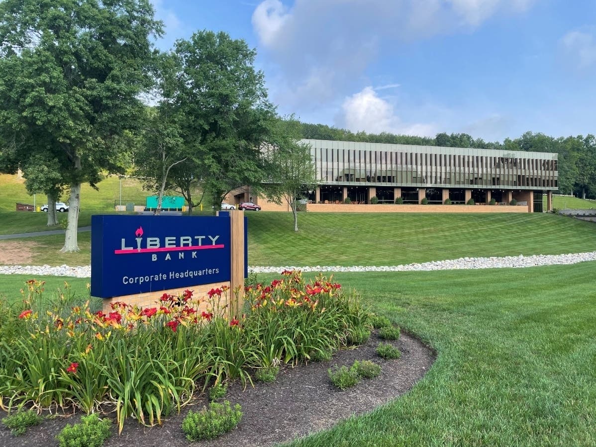 Liberty Bank Cromwell Connecticut Hours - Find the Latest Branch Timings