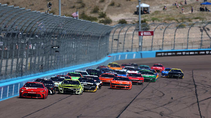 Sunday's NASCAR 2024 Qualifying Lineup: Complete Grid for Phoenix Raceway