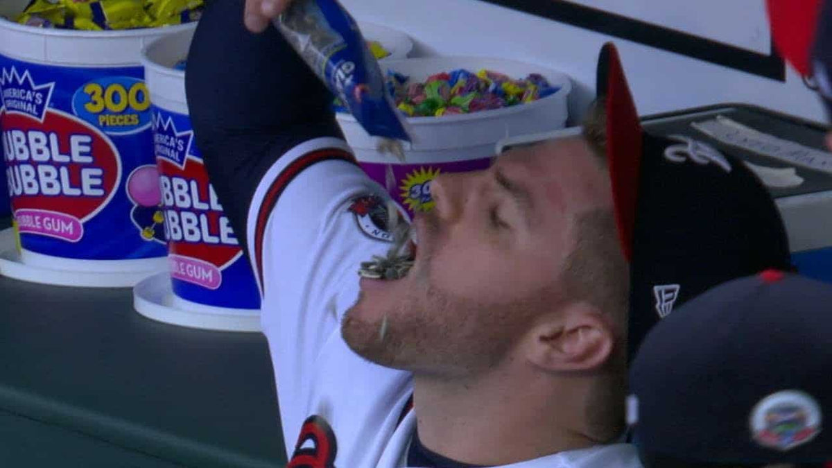 What Do Baseball Players Chew? Exploring Gum, Seeds, and Tobacco Traditions
