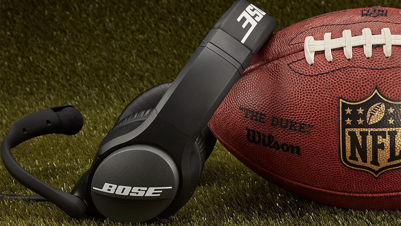 The Importance of Headsets for Football Coaches: Enhancing Communication and Strategy