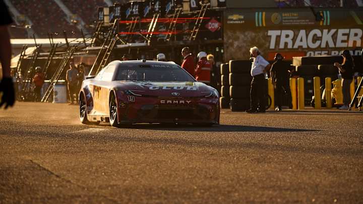 Starting Lineup for Sundays NASCAR Cup Series Race at Phoenix