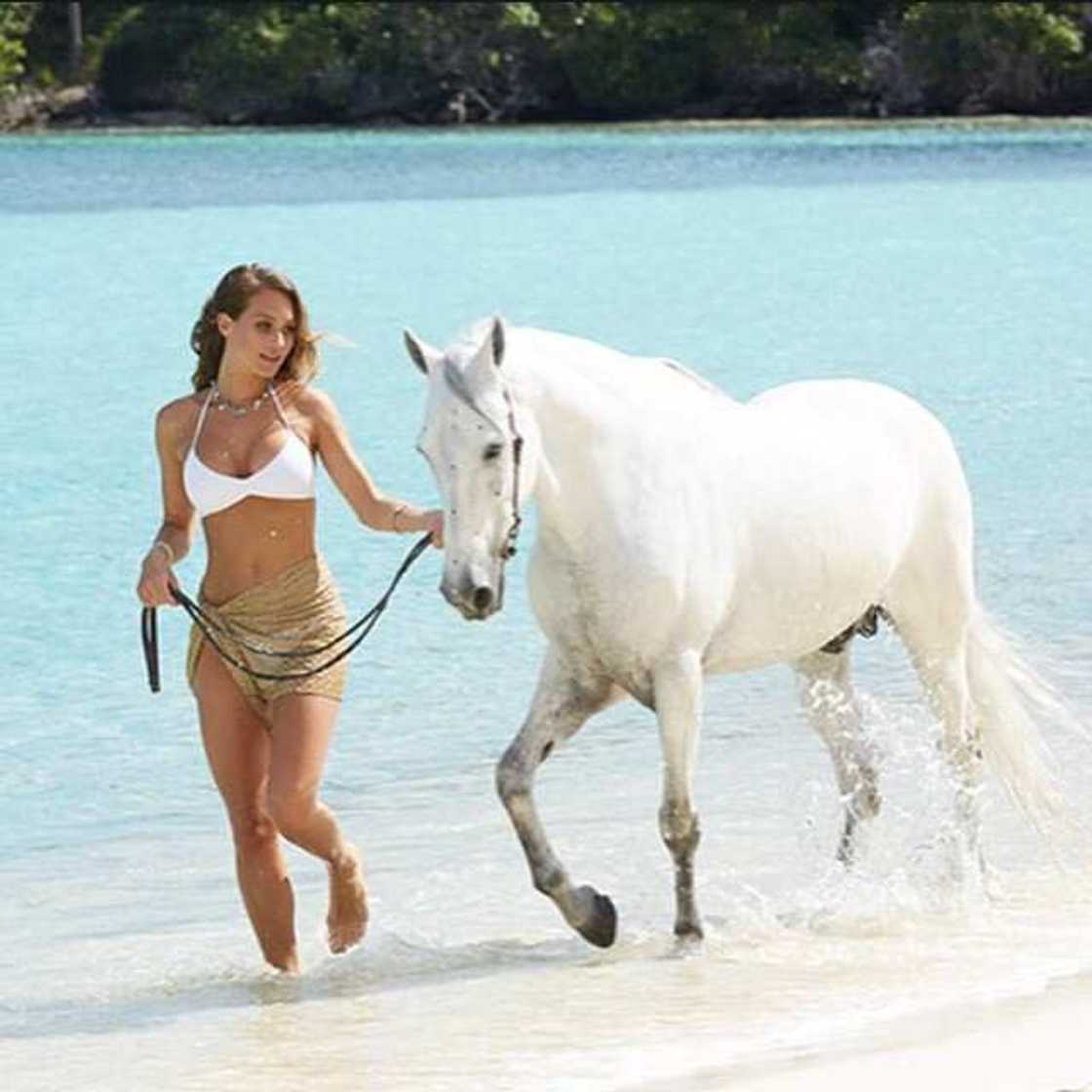 Hannah Davis Ethnic Background: A Look at Her German, Irish, and Caribbean Heritage