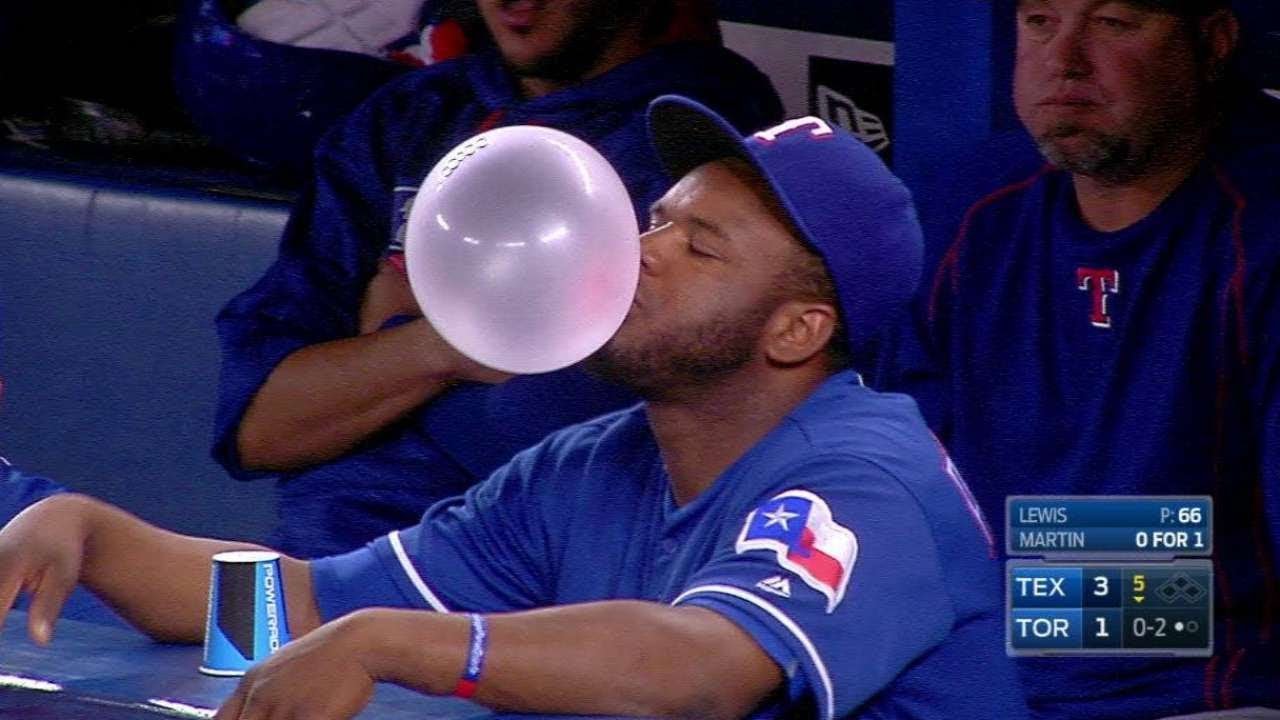 What Do Baseball Players Chew? Exploring Gum, Seeds, and Tobacco Traditions
