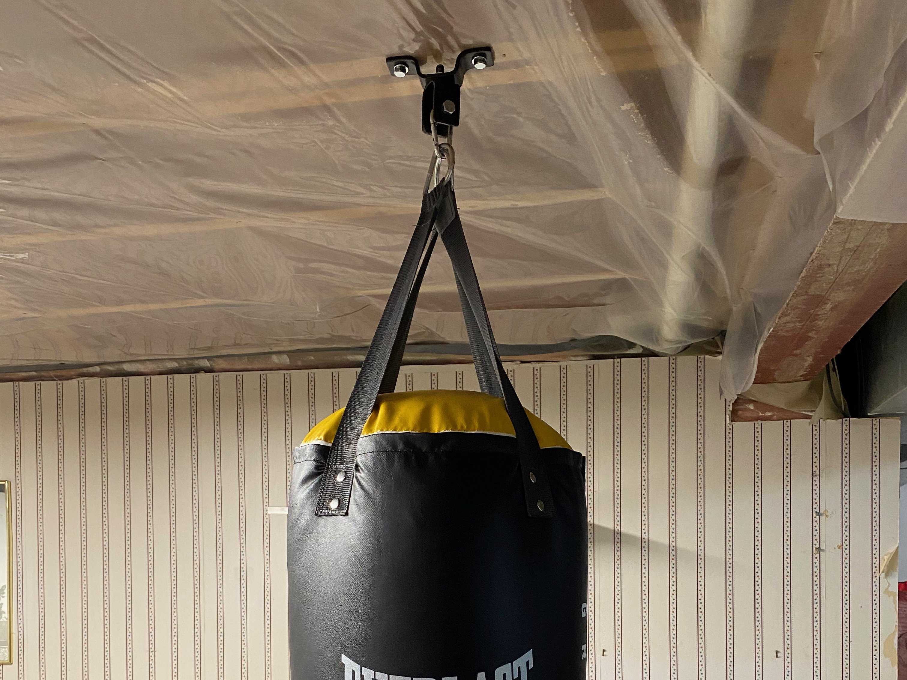 Quick Tips on How to Hang a Boxing Bag from Ceiling Safely