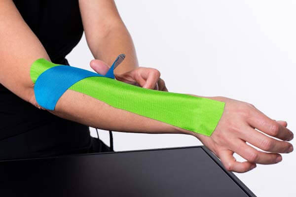 How to Tape an Elbow for Tennis Elbow: Easy Guide for Fast Pain Relief!