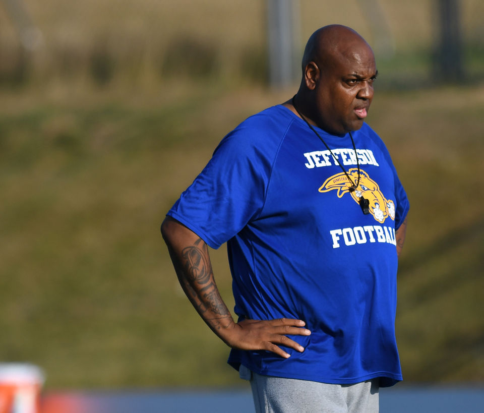 Don Johnson Jr. Football Coach: Tips and Tricks from a Pro Coach to Win Big in Every Game