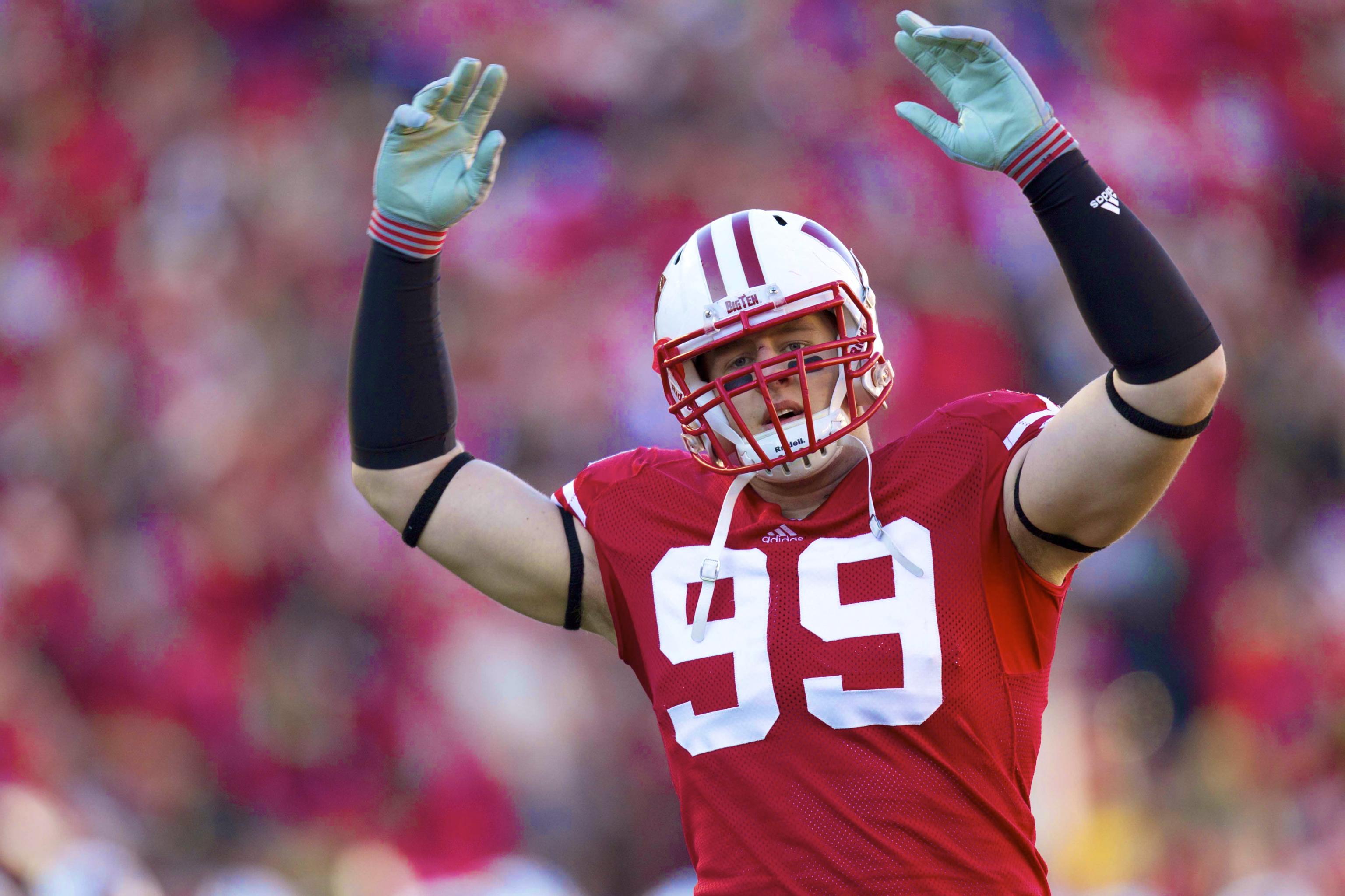 What is a Football Walk On: Your Easy Guide to College Football