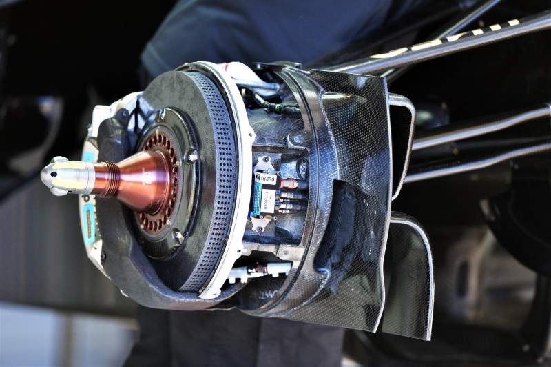 Unveiling the Mystery: How Heavy Are F1 Brakes Exactly?