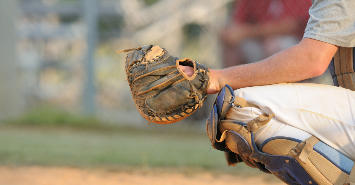 What Size Catchers Mitt for 12U Baseball The Ultimate Guide