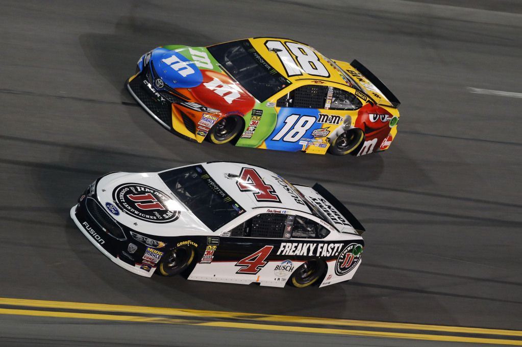 How Fast Does NASCAR Drivers Go? Top Speeds and Acceleration