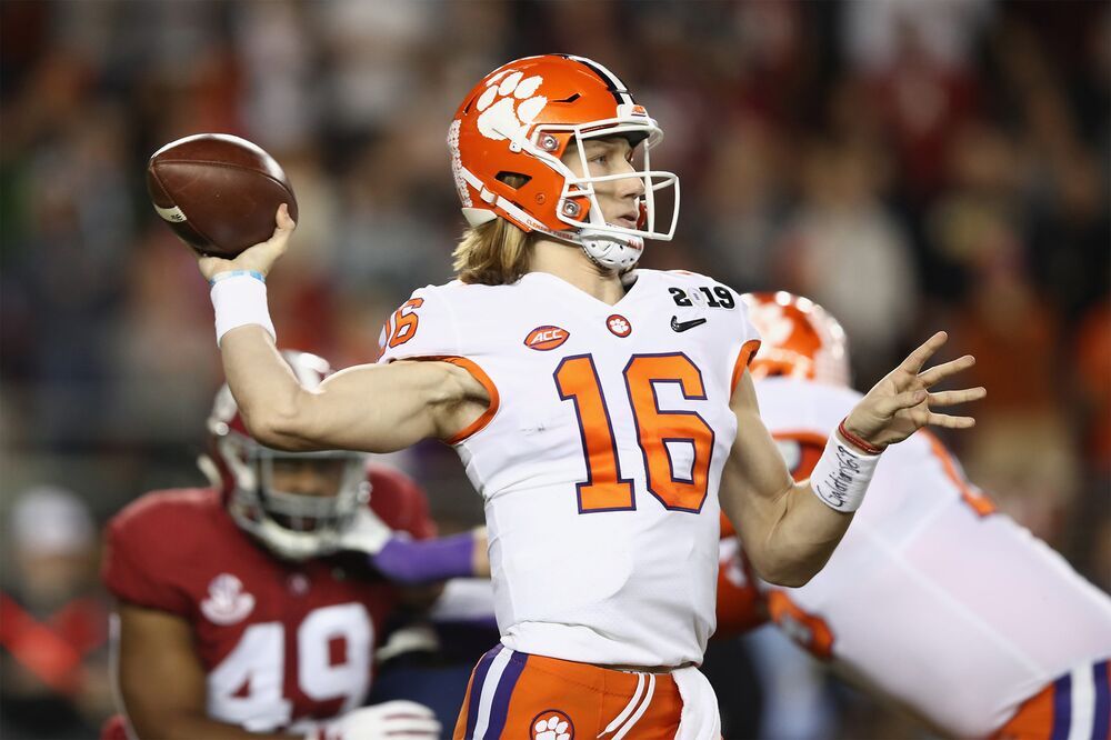 Top Reasons Why College Football Is Better Than NFL You Should Know