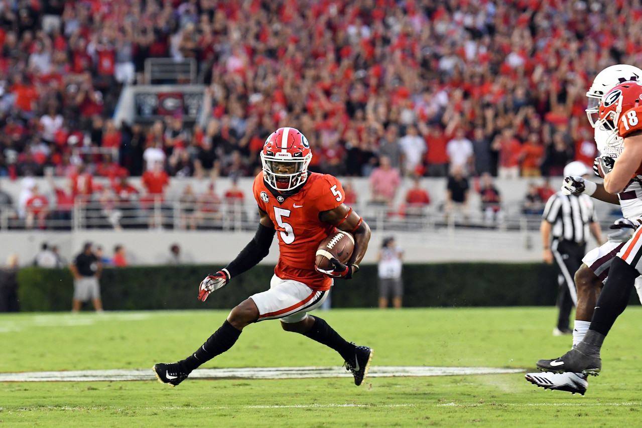 Do Knee Pads Really Protect College Football Players