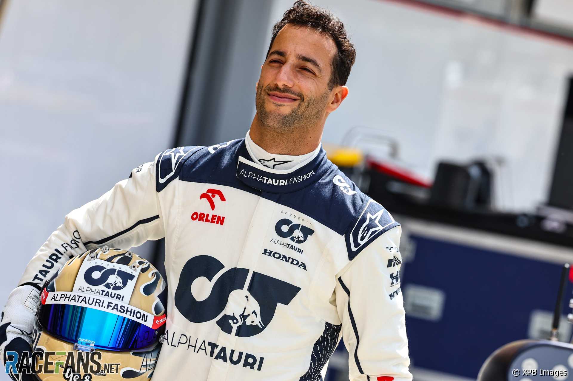 how much dies ricardo brings to f1 redbull