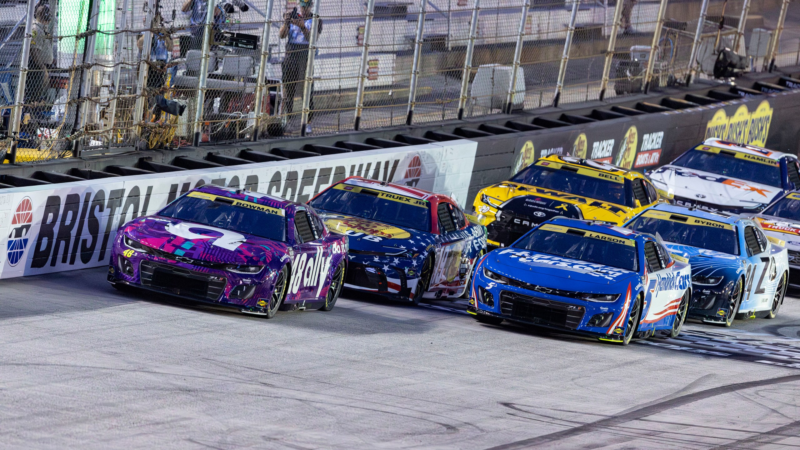 Who won the Bristol race NASCAR? Simple guide to find out the NASCAR Bristol race winner!