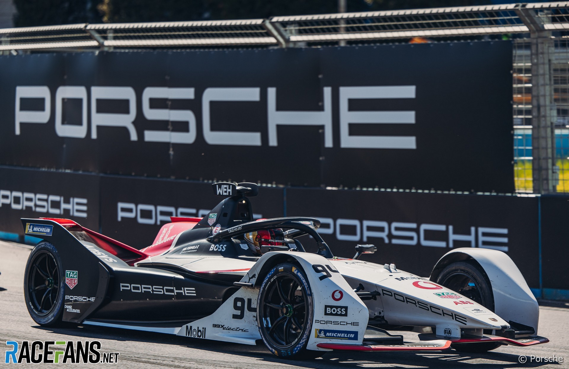 Porsche Fans Wonder: Why Isnt Porsche in F1?