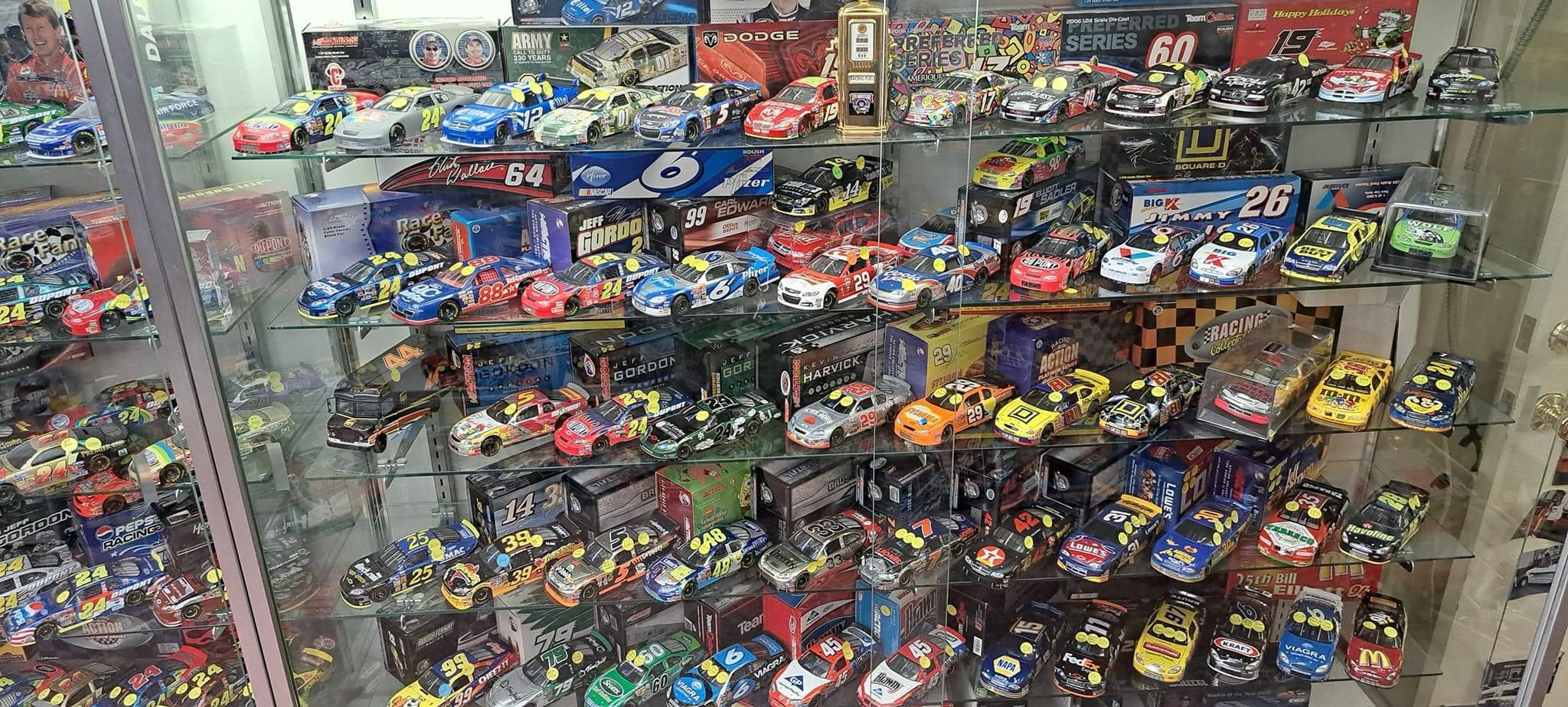 Who Buys NASCAR Memorabilia Near Me? Get Cash Now!