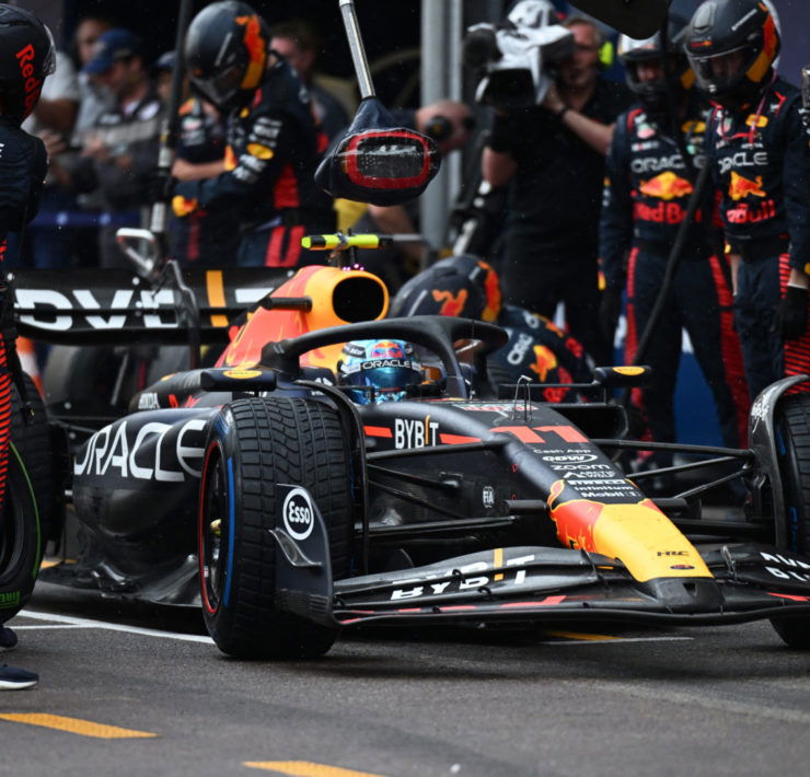 What Does Box Mean in F1? Learn the Pit Stop Lingo!