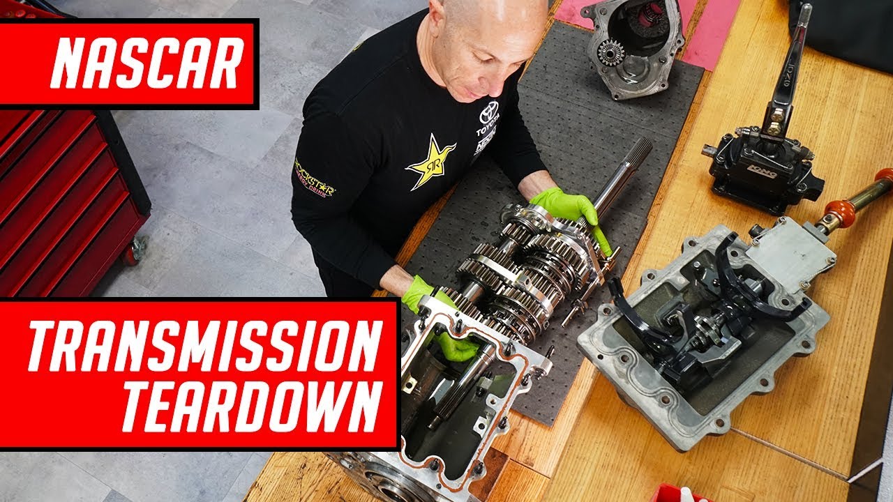 Ask a pro mechanic: What Transmission Does NASCAR Use, plus the history revealed?