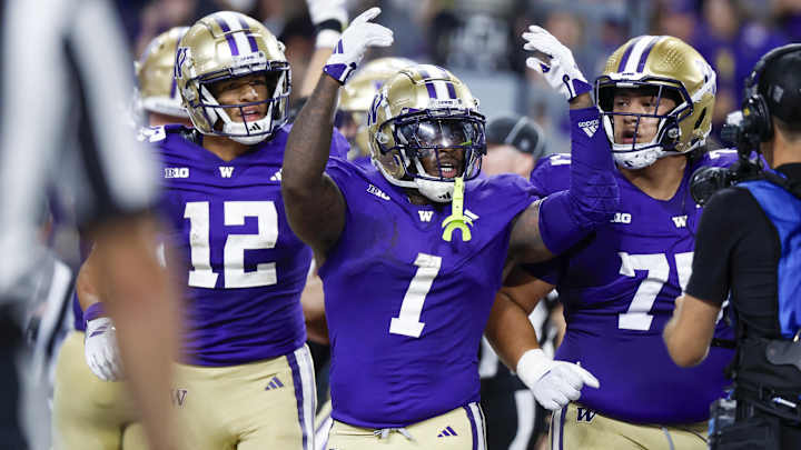 Where to Watch the Huskies Game? What Channel You Need!